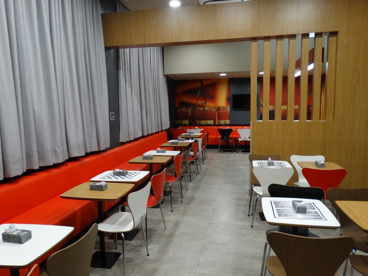 מלון Ibis Catalão מראה חיצוני תמונה