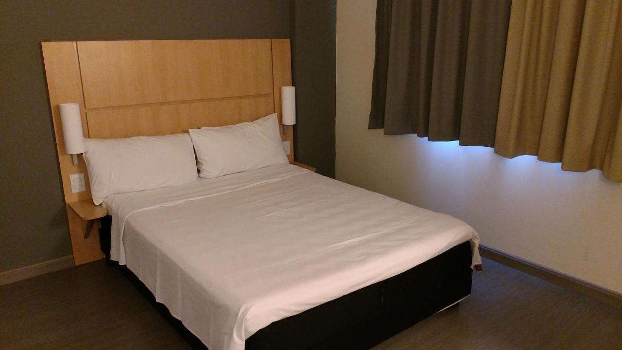 מלון Ibis Catalão מראה חיצוני תמונה